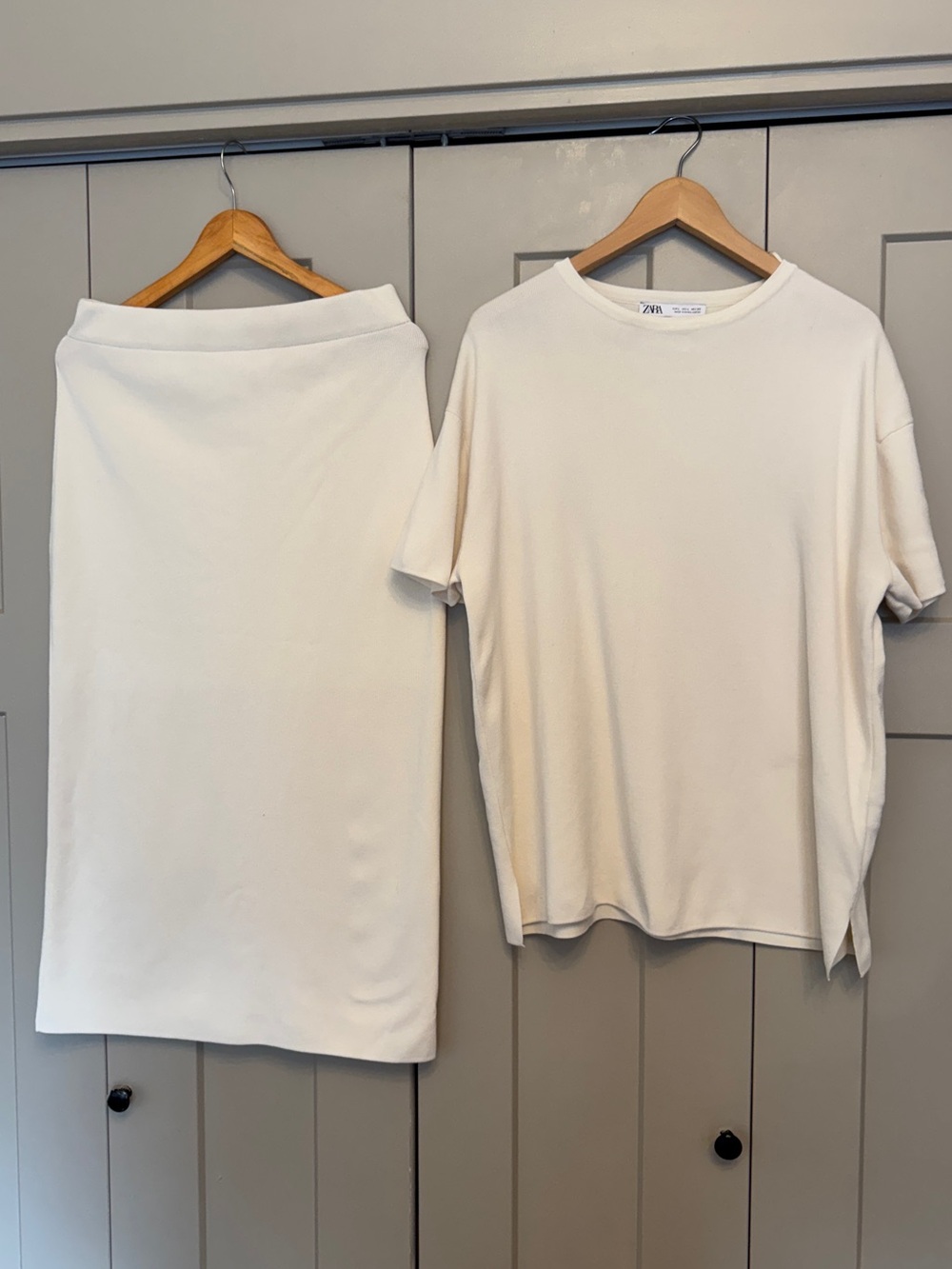 ZARA Cream Matching Set | Ribbed Tee & Midi Skirt | Size L